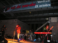 Grand format 800 X 600, Nuit des sans-abri, 21-22 octobre 2005. Photo: Mounir Ishak.