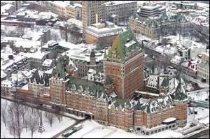 «Cette expression, c’est un peu comme de la mauvaise herbe, cela prend du temps à disparaître», a dit non sans humour l’historien de l’Assemblée nationale Gilles Gallichan à propos de l’appelation «Vieille Capitale». Le Soleil, Jean-Marie Villeneuve.