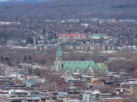 Grand format 800X600, vue sur Limoilou � partir du Centre des congr�s. Photo: Jean Cazes, 21 avril 2006.