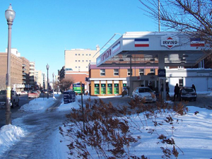 Vue en direction NE sur le boulevard Charet Est. Crédit photo: Jean Cazes, 15 décembre 2007.