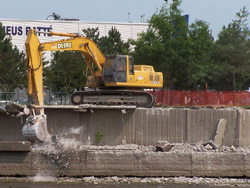 Grand format 800X600, un peu � l'ouest du pont Dorchester. Photo: Jean Cazes, 7 juillet 2006.