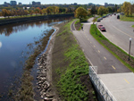 Grand format 800X600. Photo 3: Vue vers le S � partir du pont de l'autoroute Laurentienne.