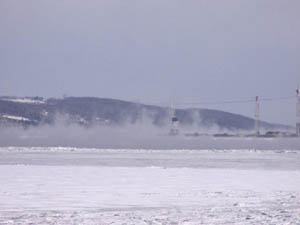 Vue en direction NE � partir du pont Drouin. Photo: Jean Cazes, 5 f�vrier 2007, 10h51.