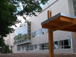 Grand format 800X600. Photo 2: le Pavillon Gene-H.-Kruger de l’Université Laval.