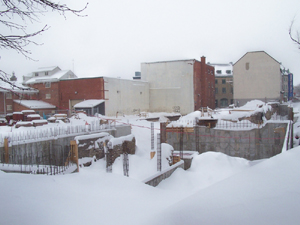 Chantier de l'îlot du Palais, vue en direction NE. Crédit photo: Jean Cazes, 25 janvier 2008.