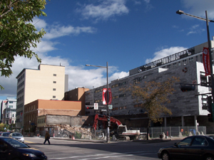 Boulevard Charest E., vue en direction E. Crédit photo: Jean Cazes, 29 septembre 2007.