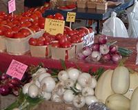 Grand format 800 X 600, marché
du Vieux-Port, 6 septembre 2005. Photo: Serge Alain.