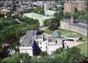 Le nouveau pavillon du Mus�e national des beaux-arts, qui pourrait voir le jour en 2011, occupera le site actuel du monast�re des Dominicains, sur Grande All�e.