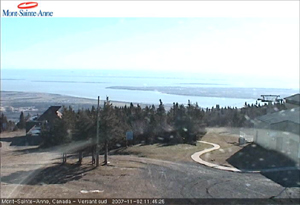 Mont Sainte-Anne, vue à partir du sommet en direction SE, 2 novembre 2007, 11h45.