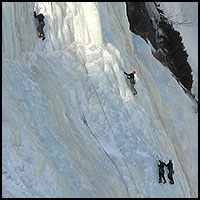 Escalade sur glace � la chute Montmorency (3): Toujours plus haut!