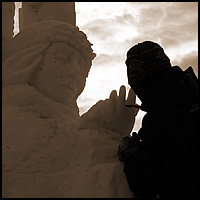 Au Carnaval de Qu�bec (2): Concours de sculpture sur neige